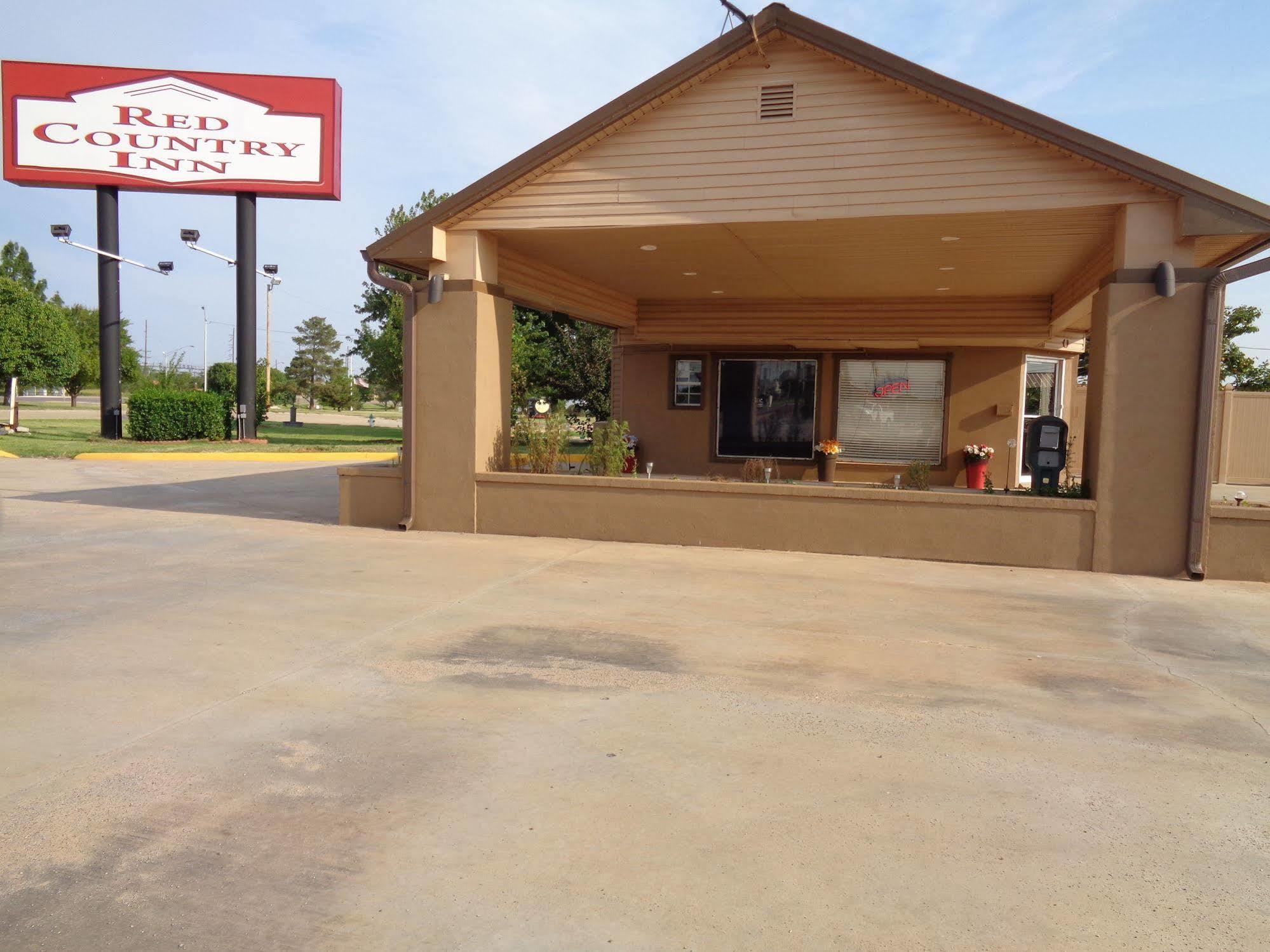 Americas Best Value Inn Woodward At 8Th St Buitenkant foto